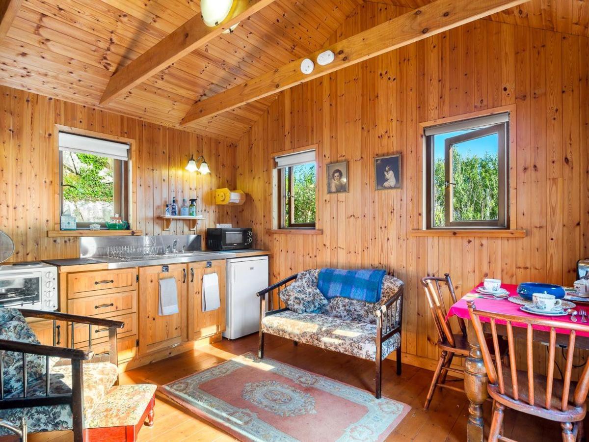 Seaside Log Cabin, Carnaヴィラ エクステリア 写真